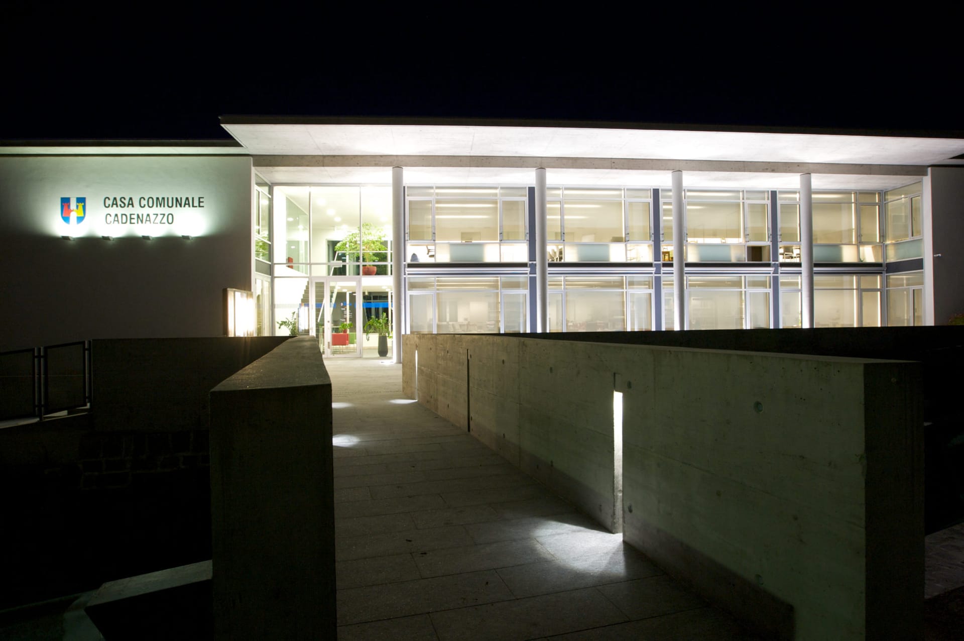 casa comunale — Cadenazzo — 2009 — foto 18
